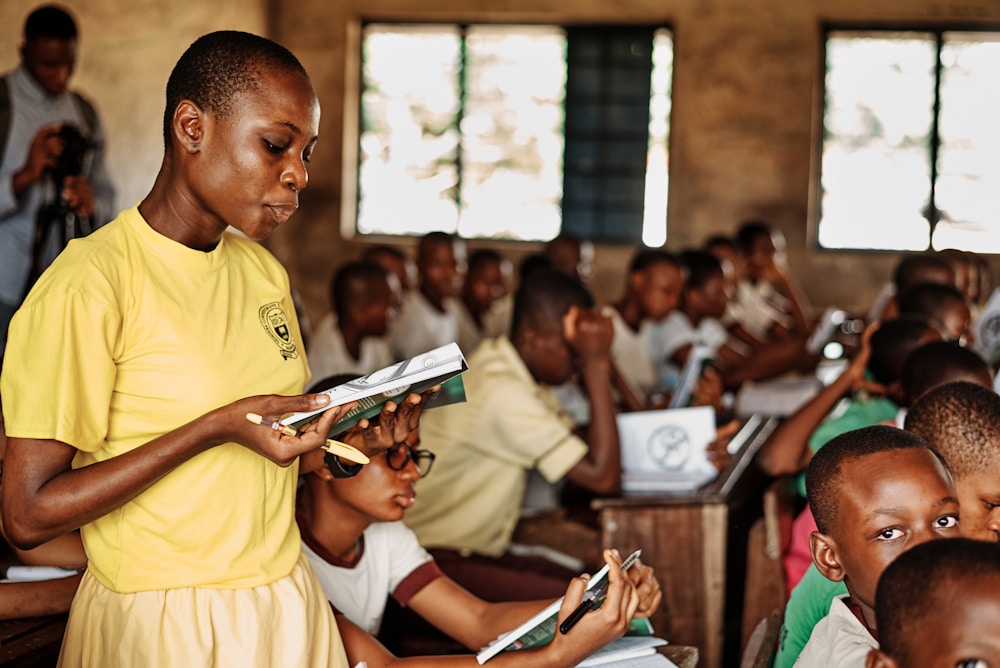 Enfants en salle de classe